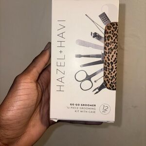 Hazel + Havi 12-Piece Grooming Kit with Leopard Case